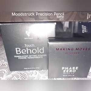 NIB Younique Set